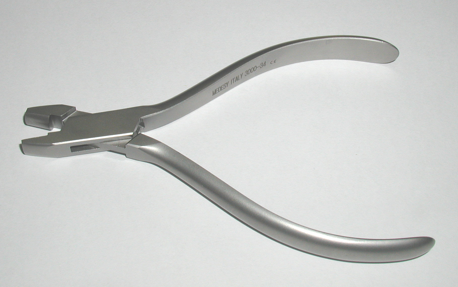 De La Rosa Plier